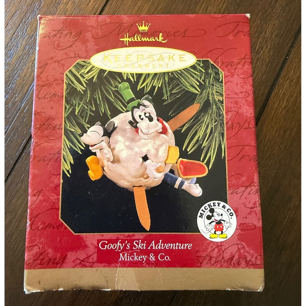 Hallmark Keepsake 1997 Goofy's Ski Adventure Mickey & Co Disney Ornament QXD4042